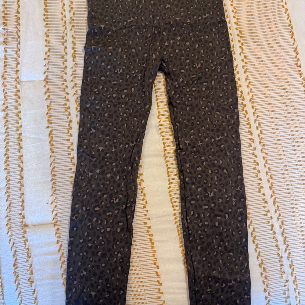 SPANX Leopard Leggings
